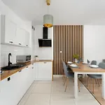 Przytulne Z Balkonem W Centrum Blisko Plazy By Renters *