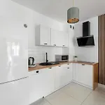 Lägenhet Przytulne Z Balkonem W Centrum Blisko Plazy By Renters