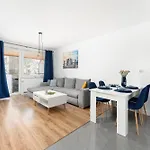 Przytulne Z Balkonem W Centrum Blisko Plazy By Renters *