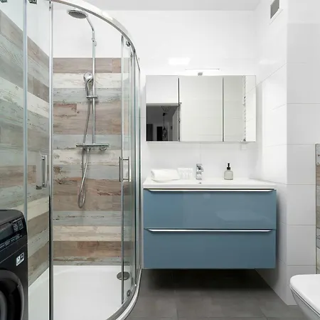 Przytulne Z Balkonem W Centrum Blisko Plazy By Renters *