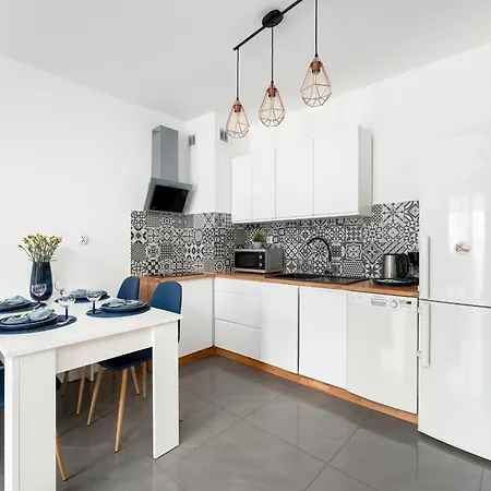 Apartment Przytulne Z Balkonem W Centrum Blisko Plazy By Renters