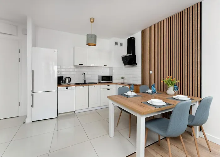 Przytulne Z Balkonem W Centrum Blisko Plazy By Renters Kolobrzeg