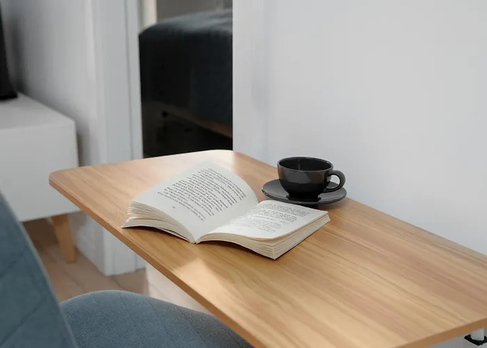 Przytulne Z Balkonem W Centrum Blisko Plazy By Renters