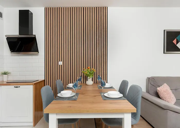 Przytulne Z Balkonem W Centrum Blisko Plazy By Renters Kolobrzeg