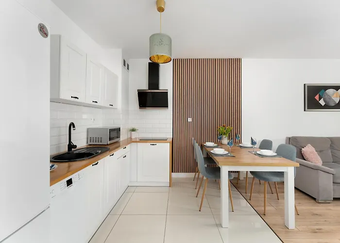 Przytulne Z Balkonem W Centrum Blisko Plazy By Renters *