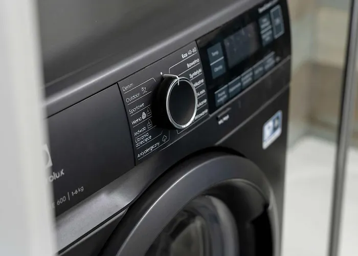 Przytulne Z Balkonem W Centrum Blisko Plazy By Renters