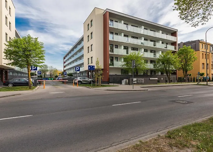 Przytulne Z Balkonem W Centrum Blisko Plazy By Renters Apartment Kolobrzeg