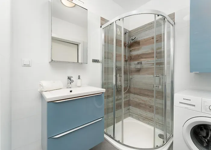 Apartment Przytulne Z Balkonem W Centrum Blisko Plazy By Renters *